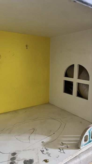 Домик для кукол и игрушек