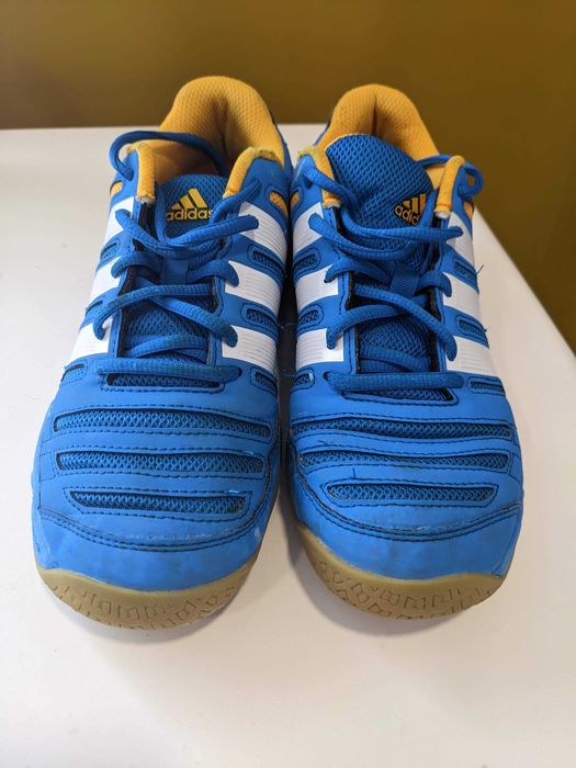 Pantofi sport adidas non marking nr 36 37