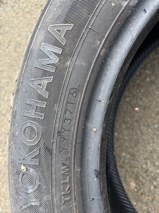 Продам шины на R17