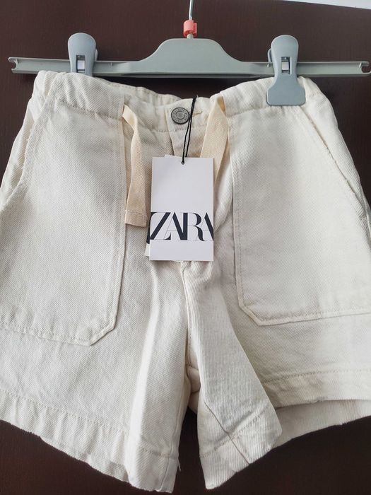 Pantaloni Zara noi 9 ani