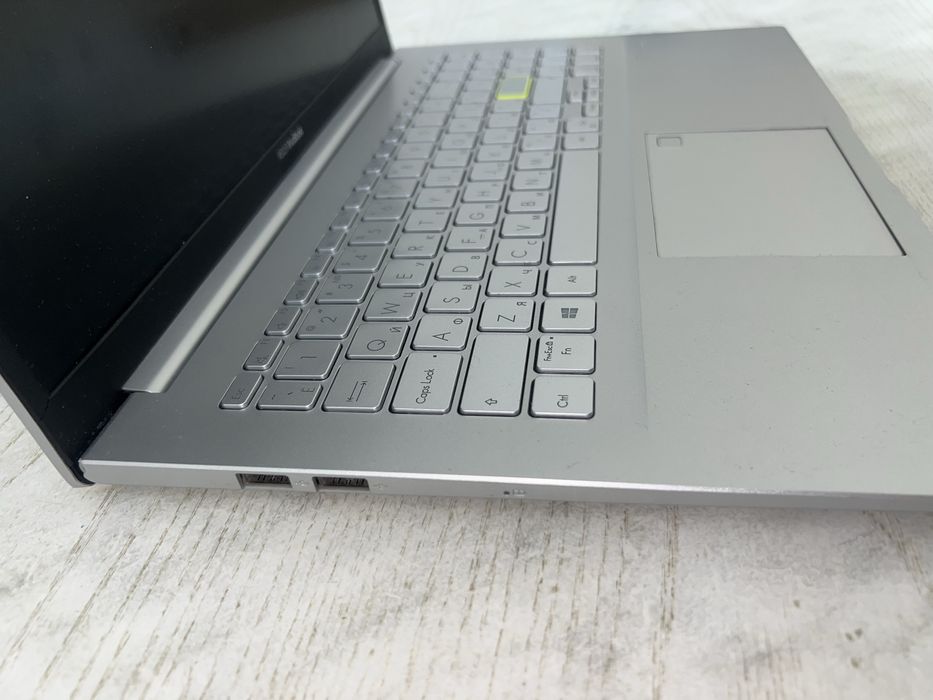 ASUS Vivibook ноутбук