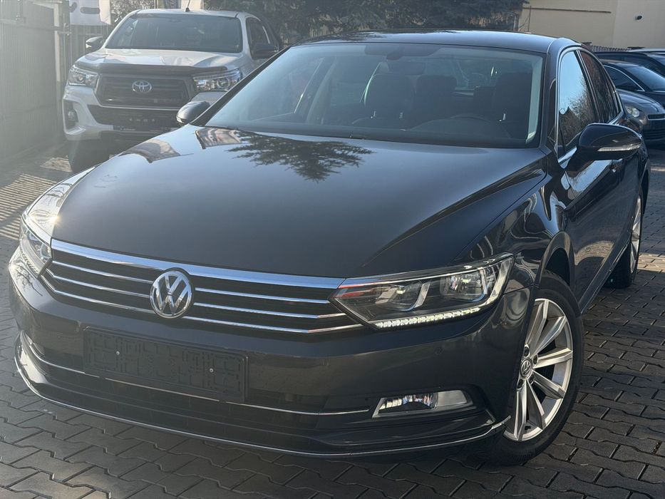 Volkswagen Passat 12.2018 | 2.0 TDI | Garantie | Finantare | Istoric | Distr. schimbata