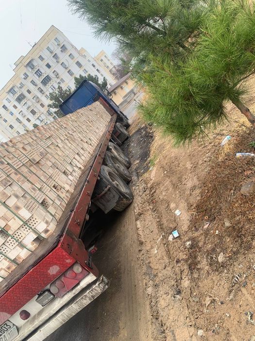 DAF XF EURO 2 + прицеп Сотилади