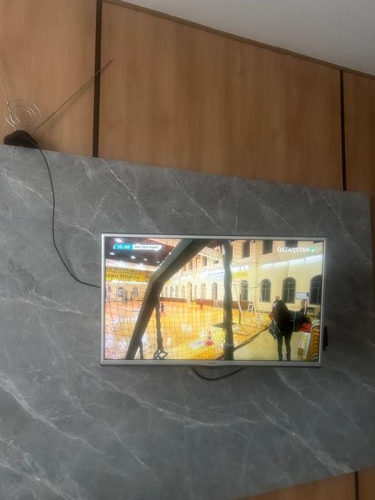 Продам телевизор