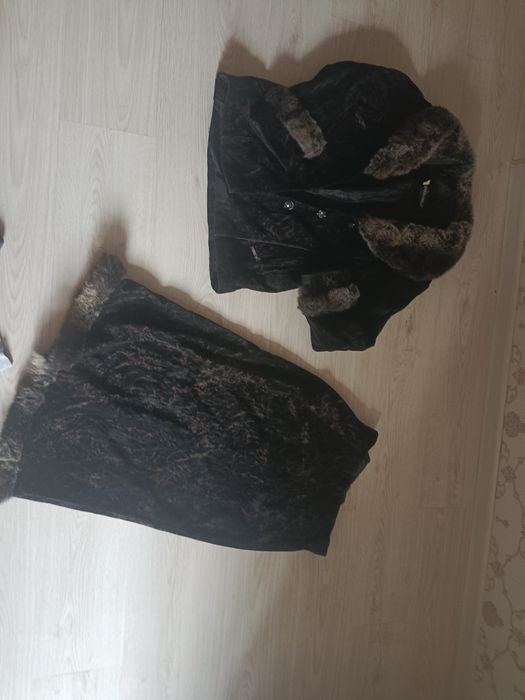 Модный теплый костюм