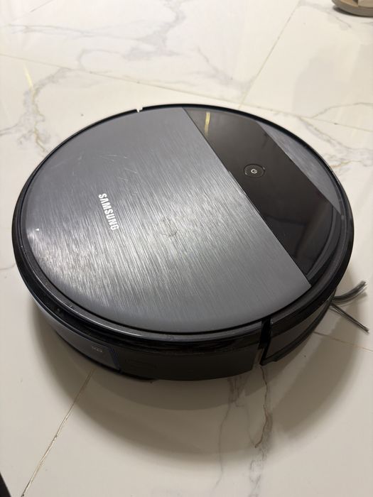 Робот пылесос samsung серия VR05R50***