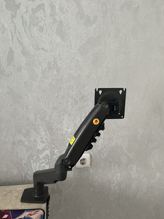 продам новый кронштейн