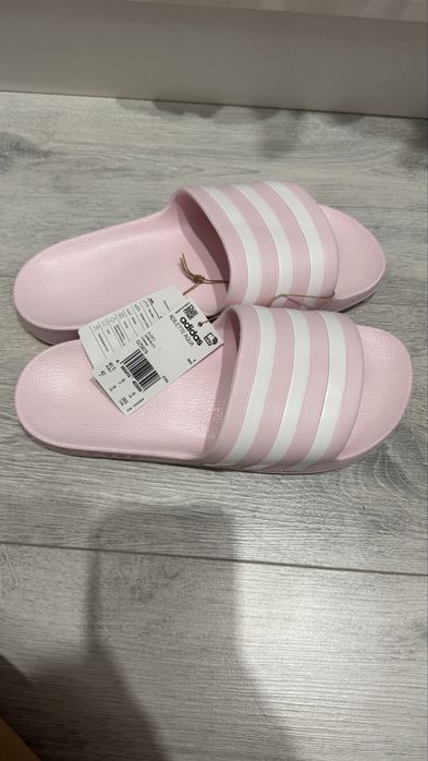 Продам сланцы Adidas оригинал