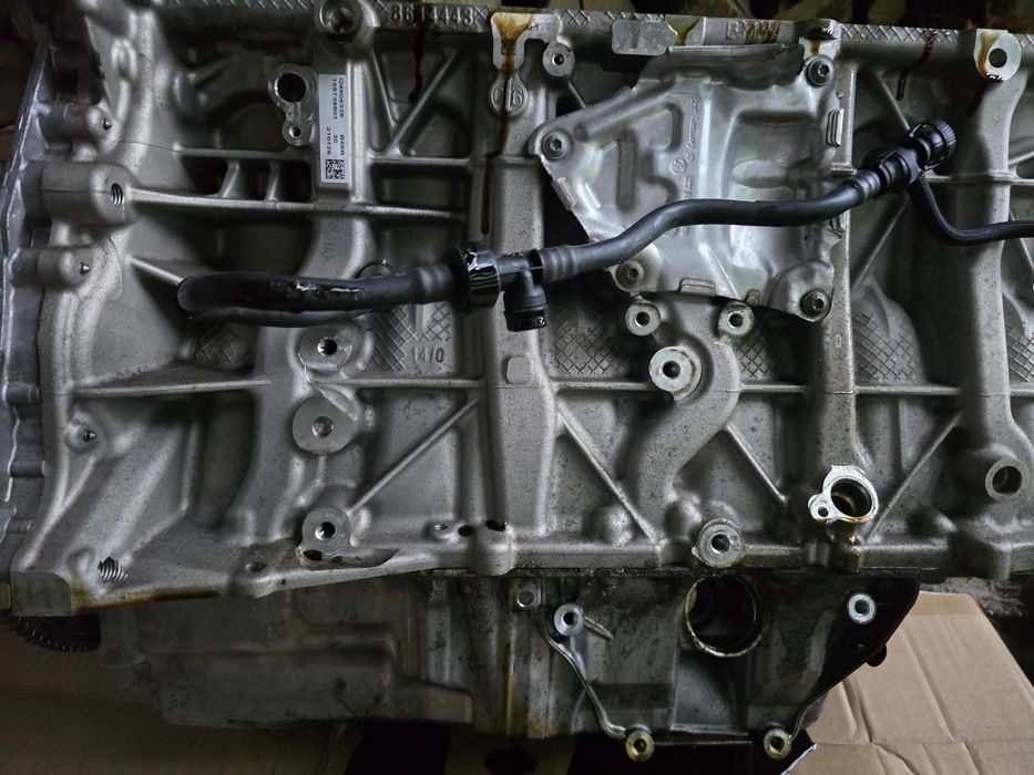 Bloc motor cu baie de ulei bmw g05 b58