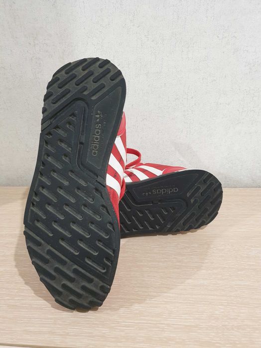 Кроссовки ADIDAS оригинал муж.