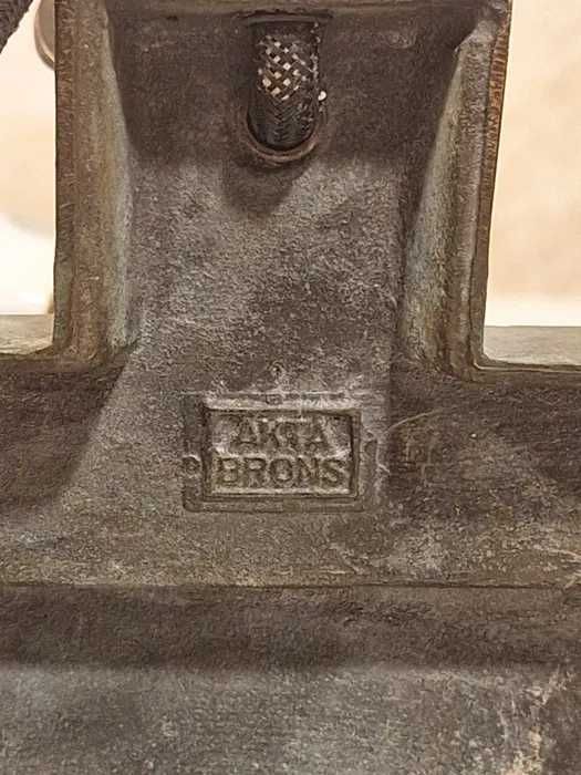 БРОНЗ Промоция АР ДЕКО МАРКИРАНА над 100 г антика статуетка пластика