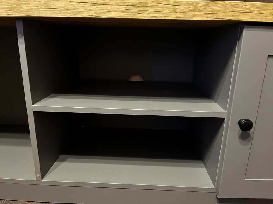 ТВ шкаф MARKSKEL 2 врати