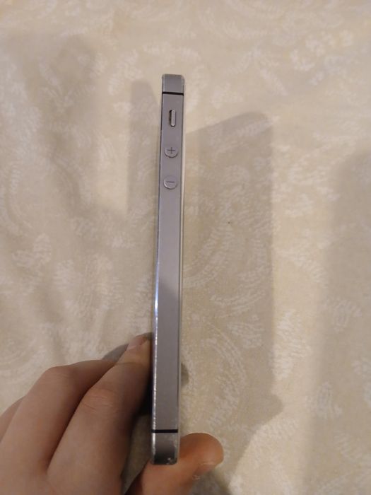 IPhone 5 foarte bun