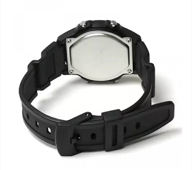 Оригинален часовник на Casio!W-220H-1A2VEF

Модел: W-220H-1A2VEF