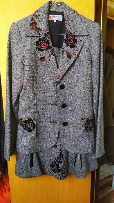 Okazie Costum Dama Lana si Poliamida Marimea 36