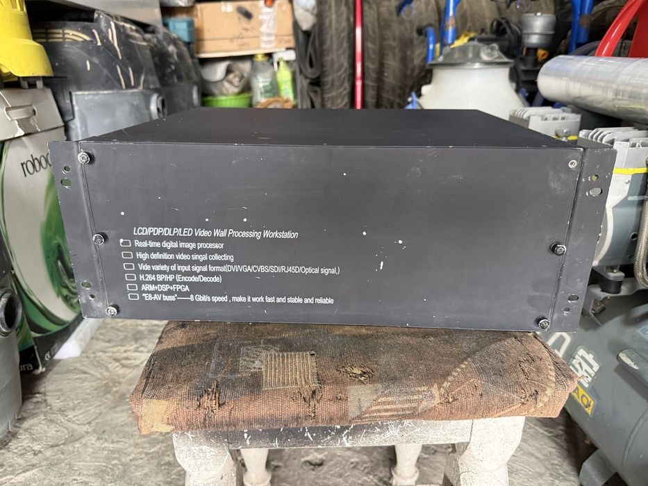 * видео коммутатор - процессор для видео стены