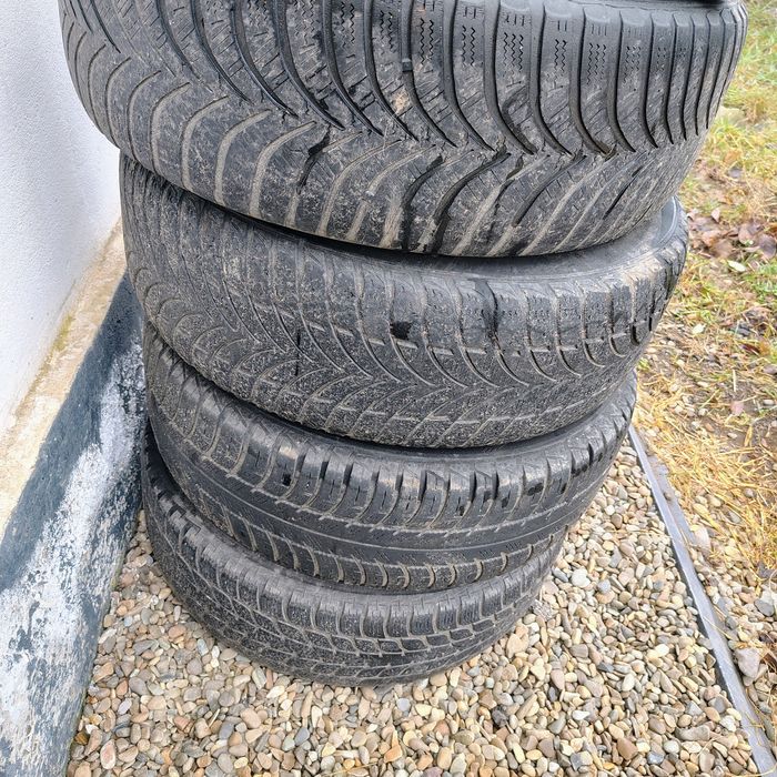 2 roți iarnă 5x112, cauciucuri 195 65 15 gama Vag