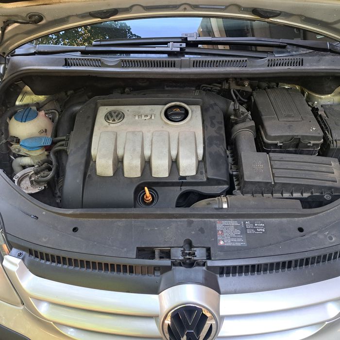 Фолксваген Голф плюс 1.9TDI  105к.с