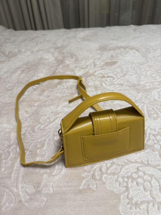 Чанта Jacquemus и  Chanel дълга дръжка