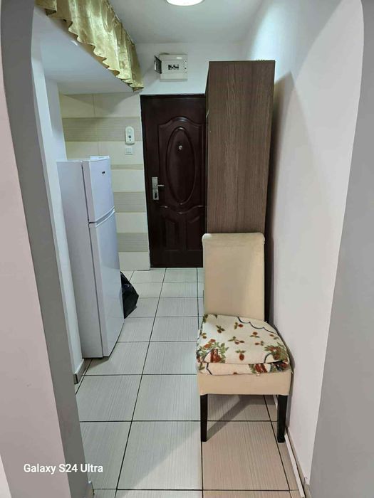 Inchiriez Apartament cu 2 Camere