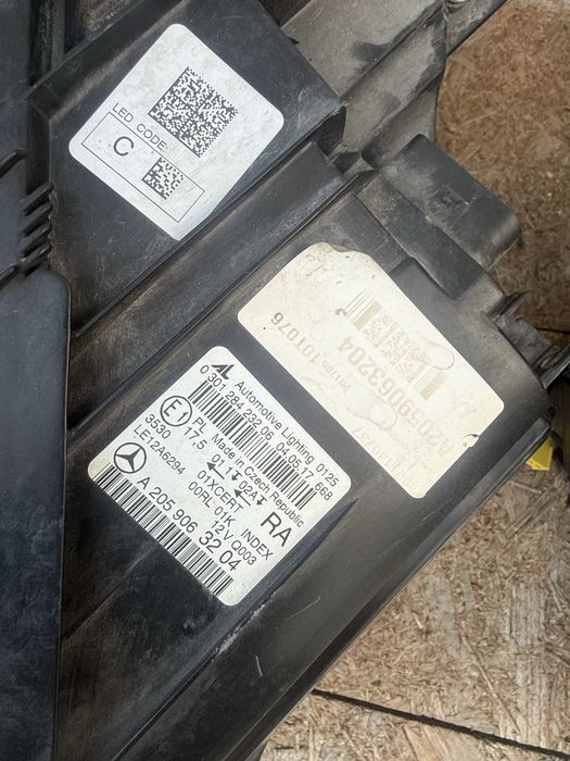 SET Far stanga dreapta Mercedes C Class W205 2014-2018 Full LED ILS