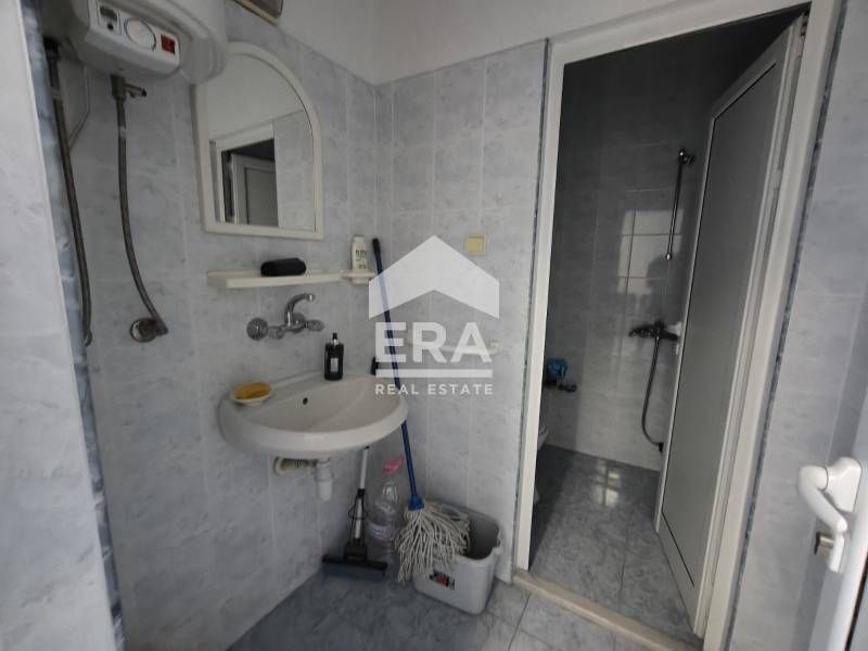 Дава се под наем Офис в Хасково, Дружба 1 - 33 кв.м за 159.12 € - Снимка #6