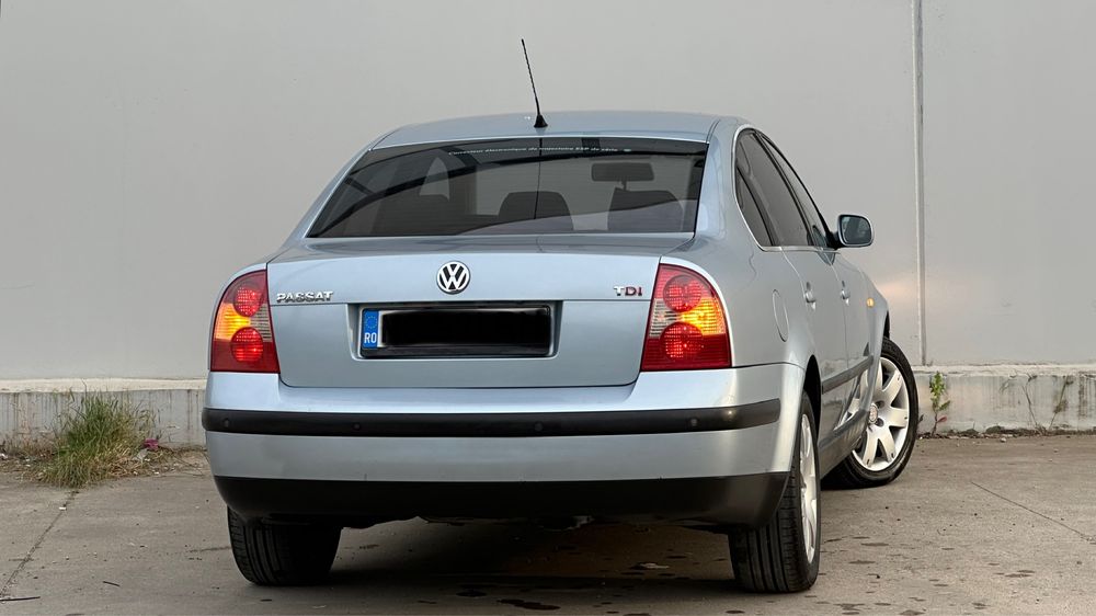VOLKSWAGEN Passat 2003 — imagine 3
