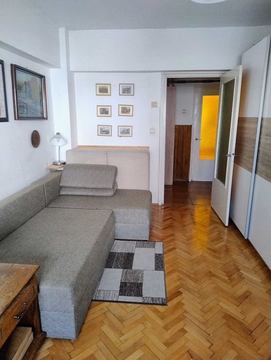Apartament 4 camere decomandate · Etaj 3/8 · 84 mp