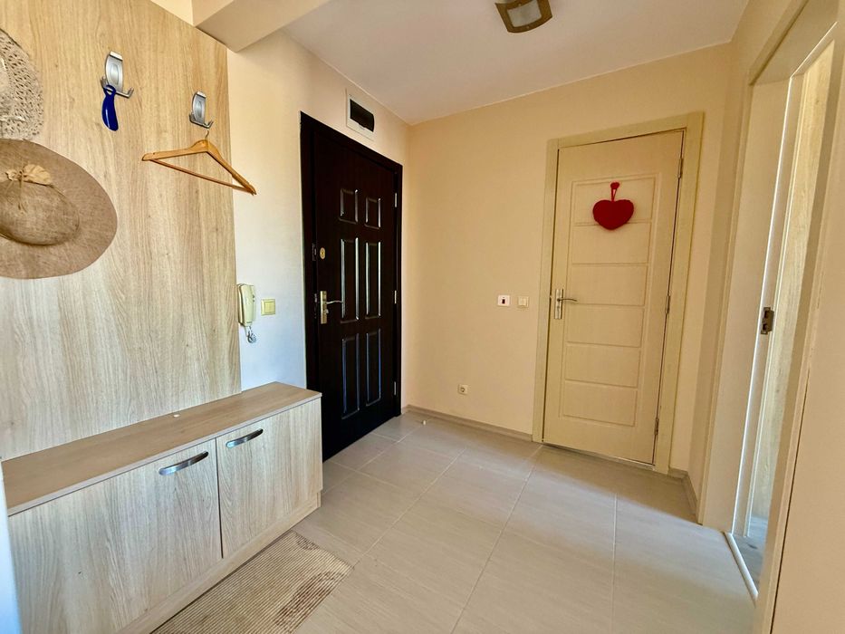 Продава се Едностаен апартамент в Несебър - 56 кв.м за 1461 €/кв.м - Снимка #1