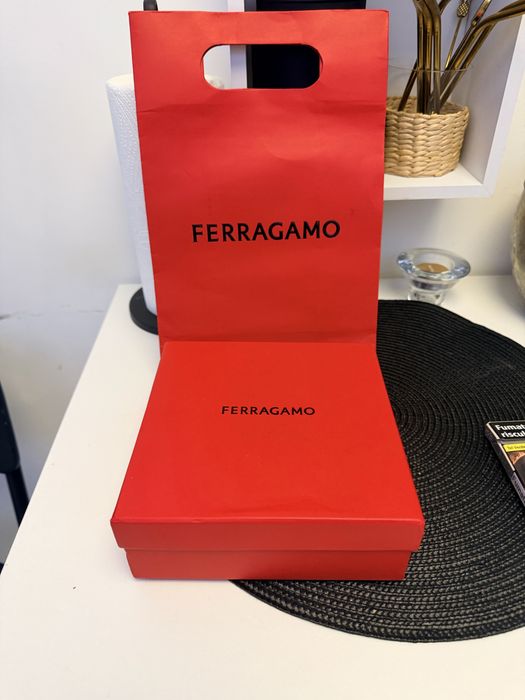 Curea Salvatore Ferragamo de 120cm noua cu cutie