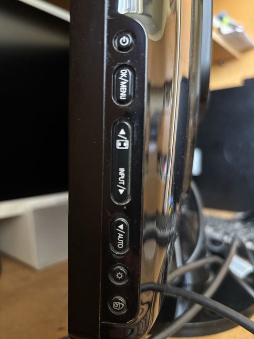 Монитор Philips Brilliance 220CW9FB/00