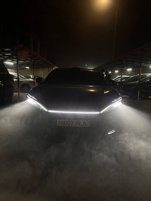 Продаётся BYD HAN L 2.7 секунд