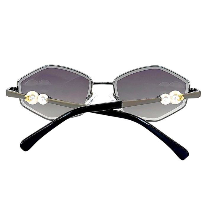 Chanel Paris 2026 дамски слънчеви очила – Ромбоидна рамка с перла