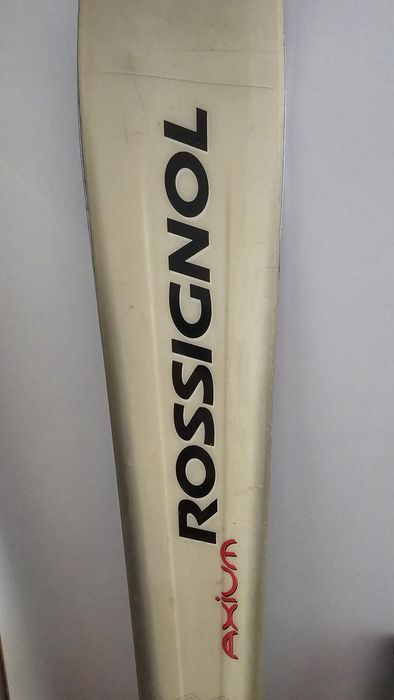 Ски Rossignol 170 и щеки.