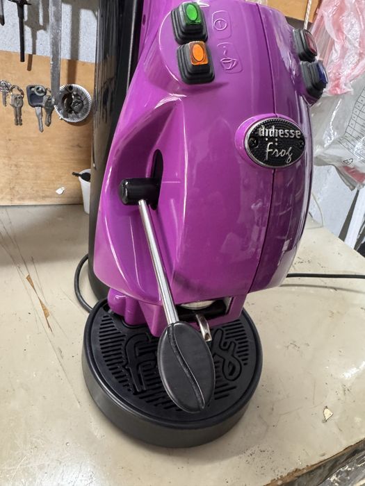 Кафе машина Frog