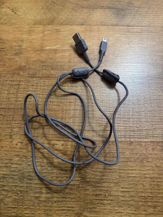 Продам фотоаппарат  Nikon D3100