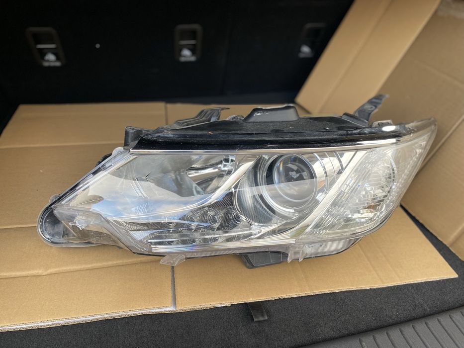 Фары Toyota Camry 55