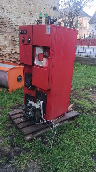 Centrala mixta ulei și lemn