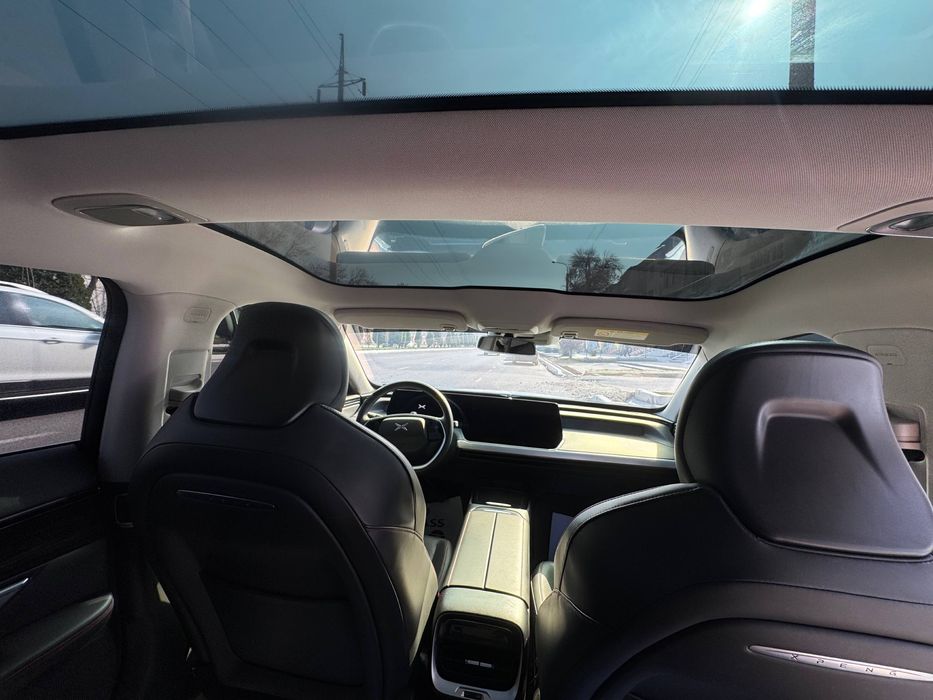 Xpeng p7 электромобиль