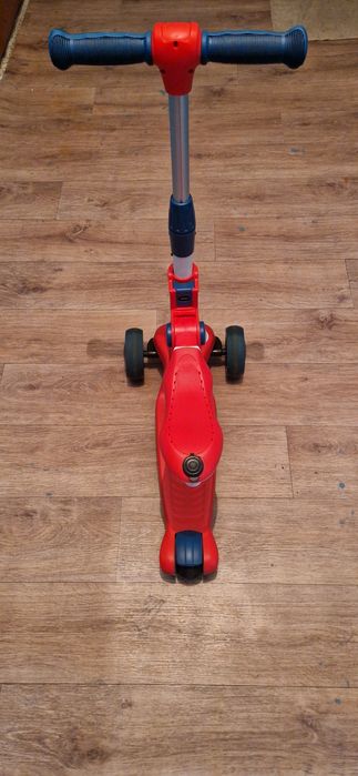 Продаю детский самокат
