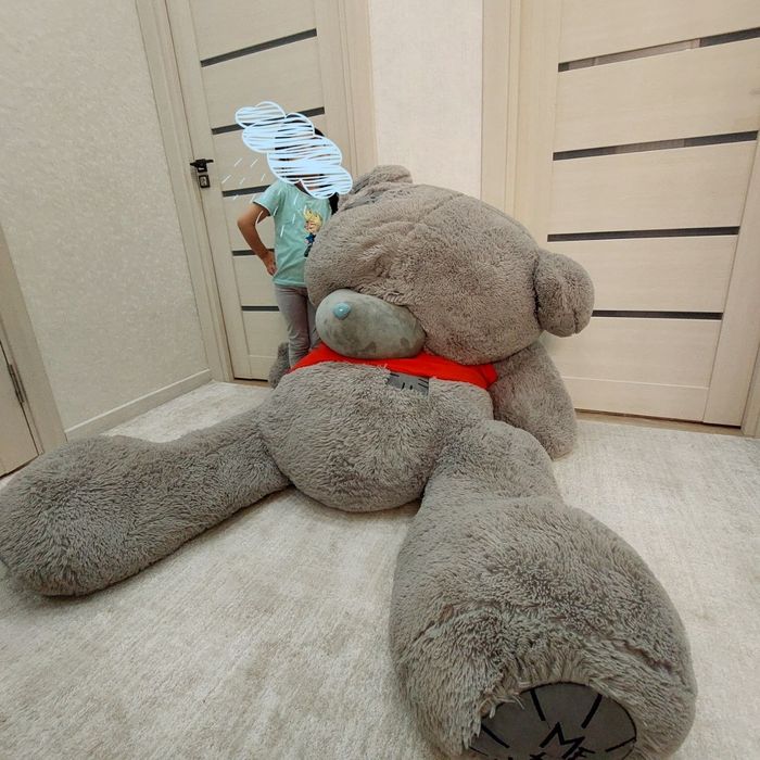 Original teddy ! Bo'yi 180 sm.Xolati zo'r.