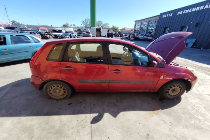 Piese Ford Fiesta a 5-a generatie