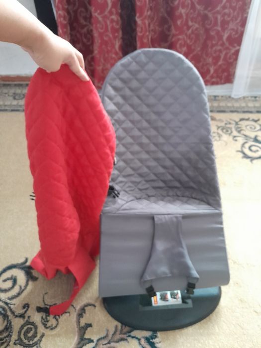 Продам шезлонг 4000