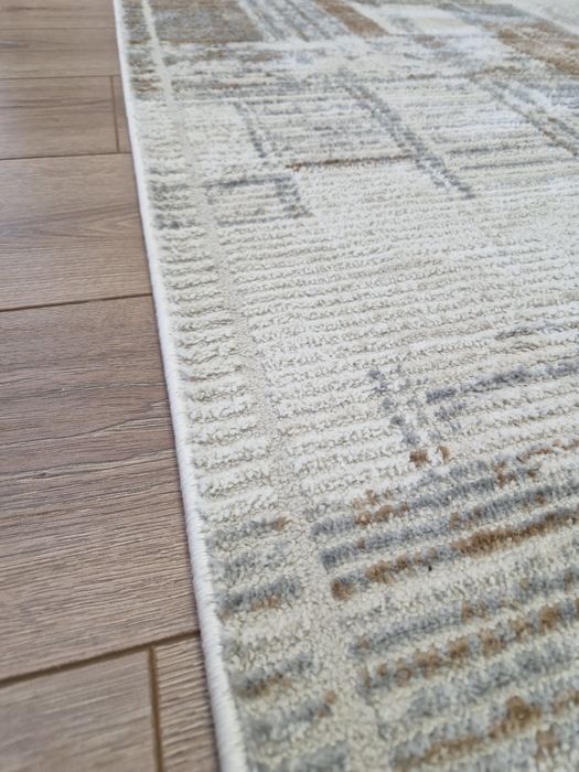 Продам ковёр 2,5м /2, 8м