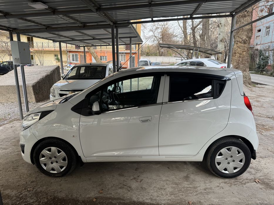 Spark 2020 srochno sotiladi 1 qo’l