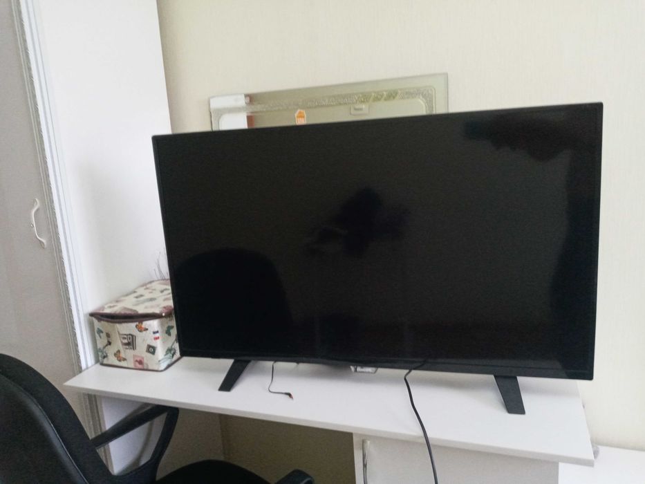 Телевизор ж/к PHILIPS 42" (106 см)