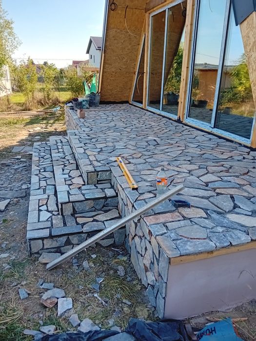 Vând și montez piatra