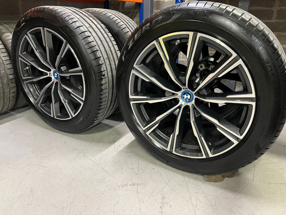 Jante Originale BMW X5,X6 (G05,G06) R20 Anvelope Pirelli Vara