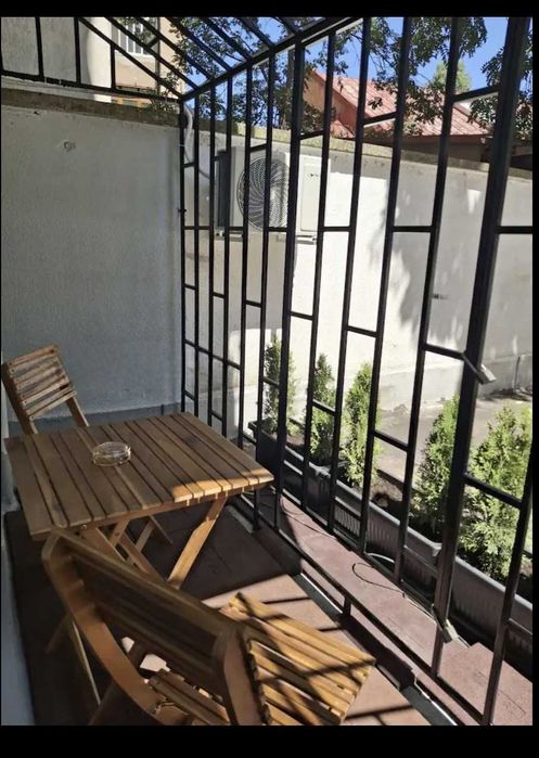 Дава се под наем Тристаен апартамент в София, Център - 89 кв.м за 797.64 € - Снимка #6