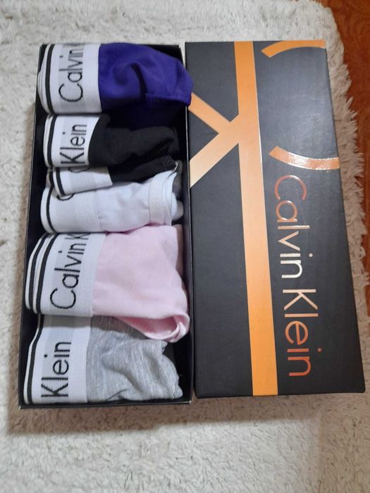 Vand seturi chiloți dama și barbati